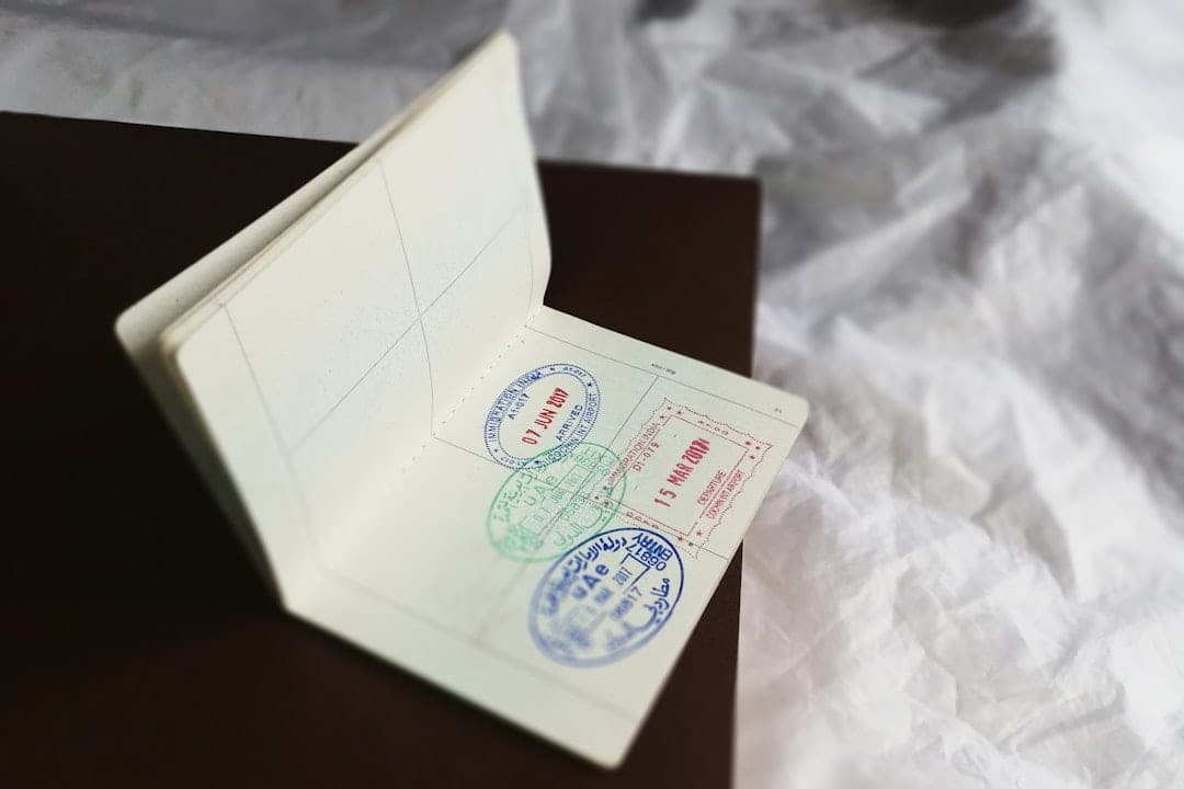 Documento oficial con sellos de certificación — la certificación MCERTS requiere pruebas de laboratorio independientes y aprobación formal