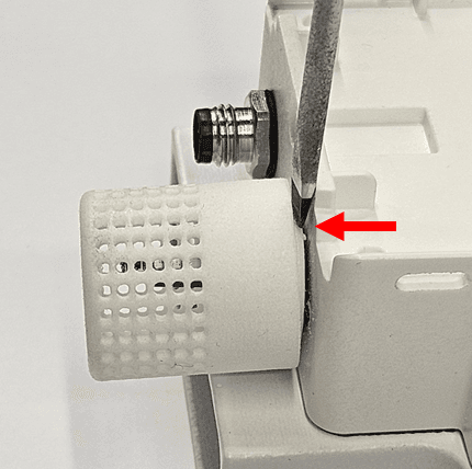 Removing the mesh guard